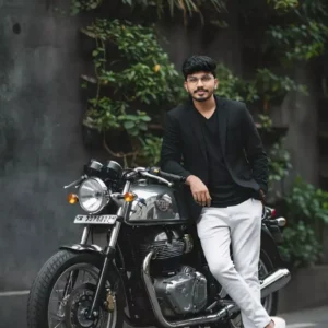 90’s Bullet 350 Bike Photo Editing Prompt 2